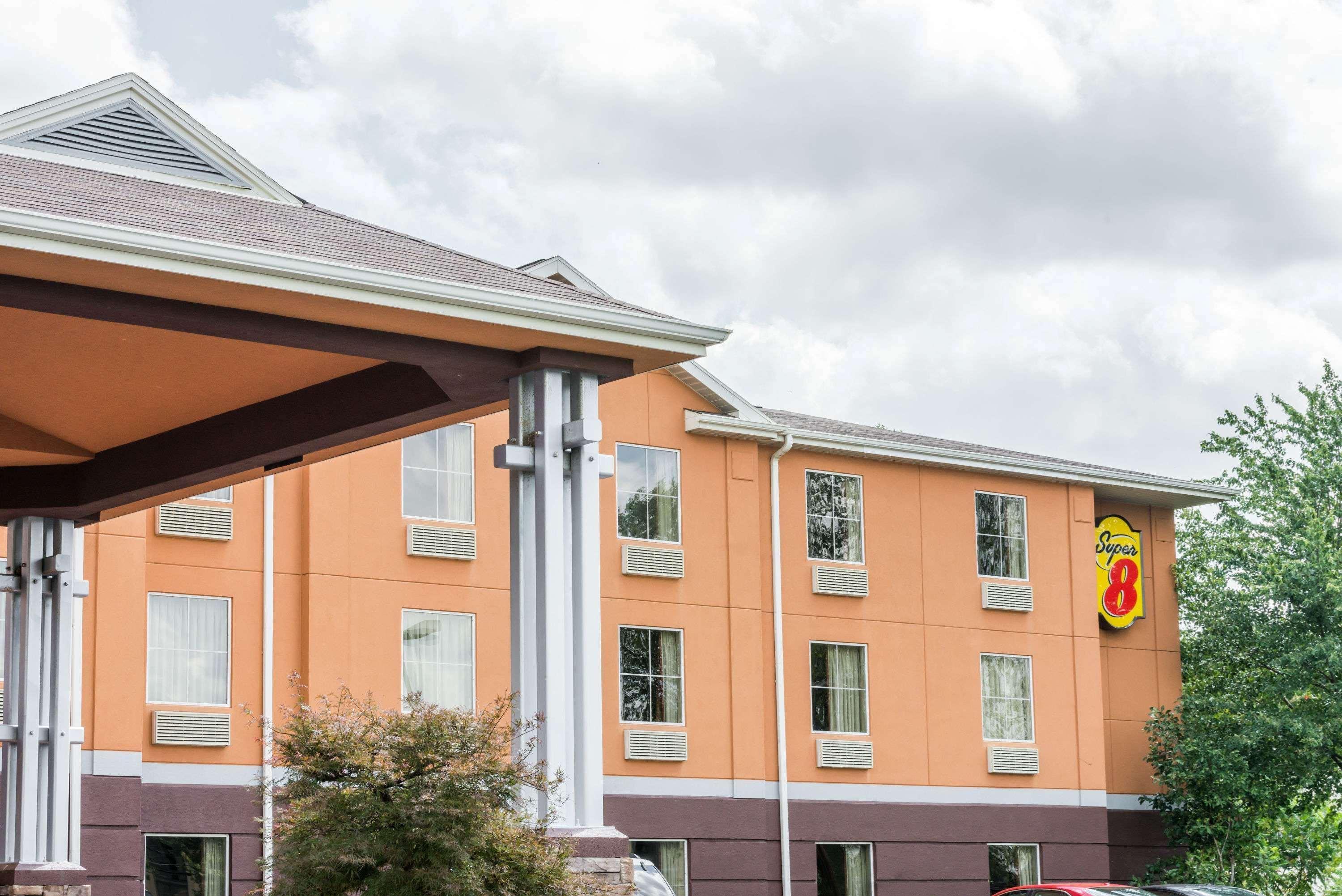 Super 8 By Wyndham Mars/cranberry/pittsburgh Area Hotel 3*