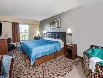 Super 8 By Wyndham Mars/cranberry/pittsburgh Area Hotel 3*