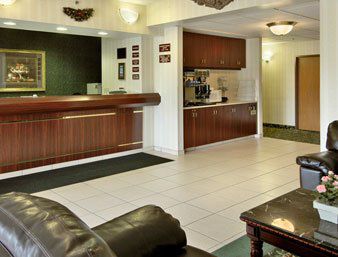 Super 8 By Wyndham Mars/cranberry/pittsburgh Area Hotel