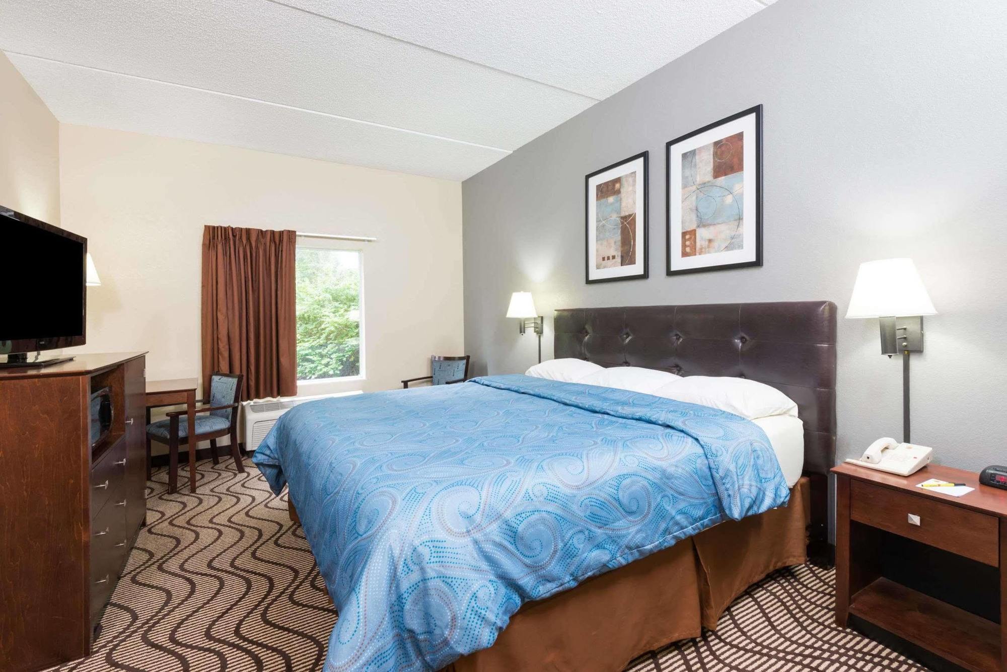 Hotel Super 8 By Wyndham Mars/cranberry/pittsburgh Area